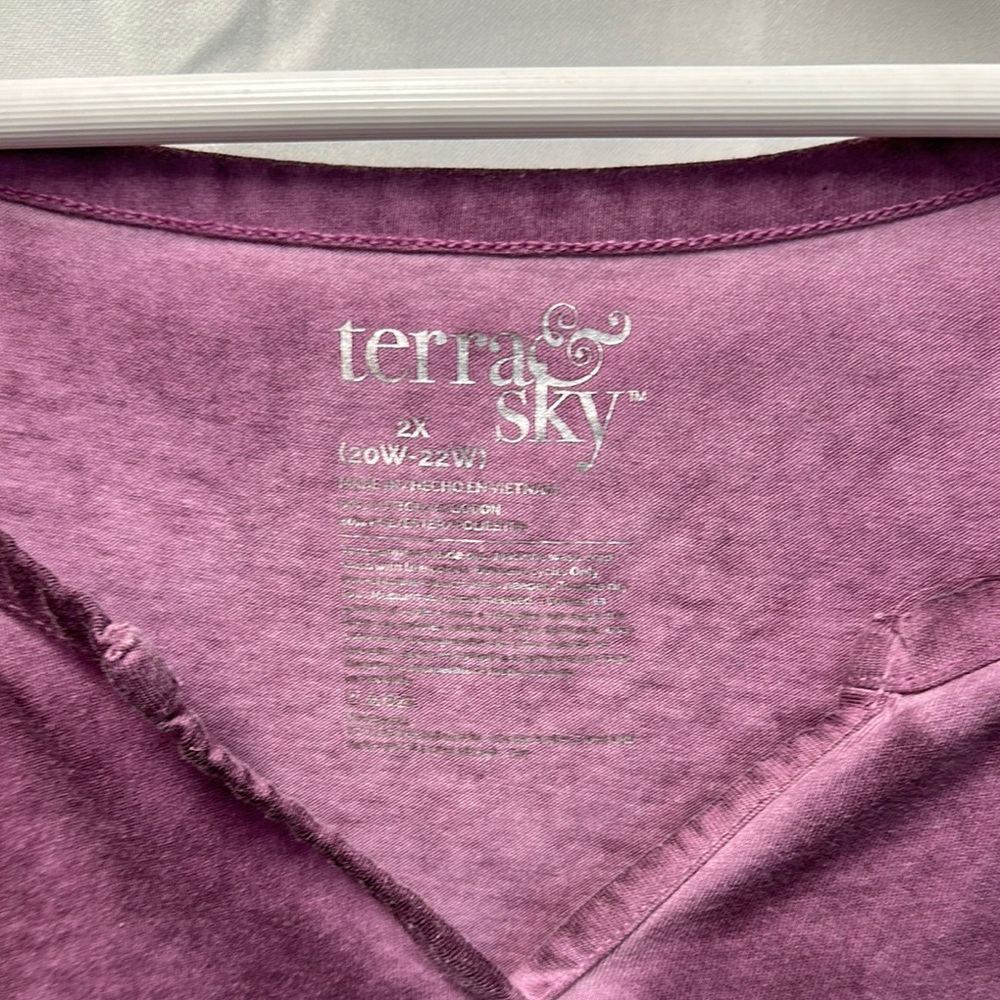 Terra & Sky Women's Purple Short Sleeve Tee - Picture 2 of 6